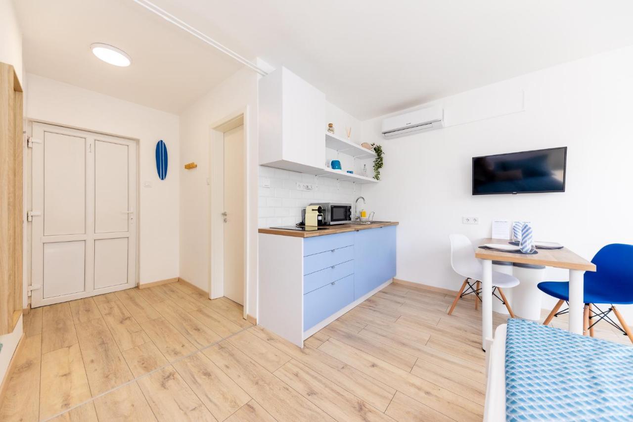 Balaton Wave Apartments Balatonalmádi Екстериор снимка