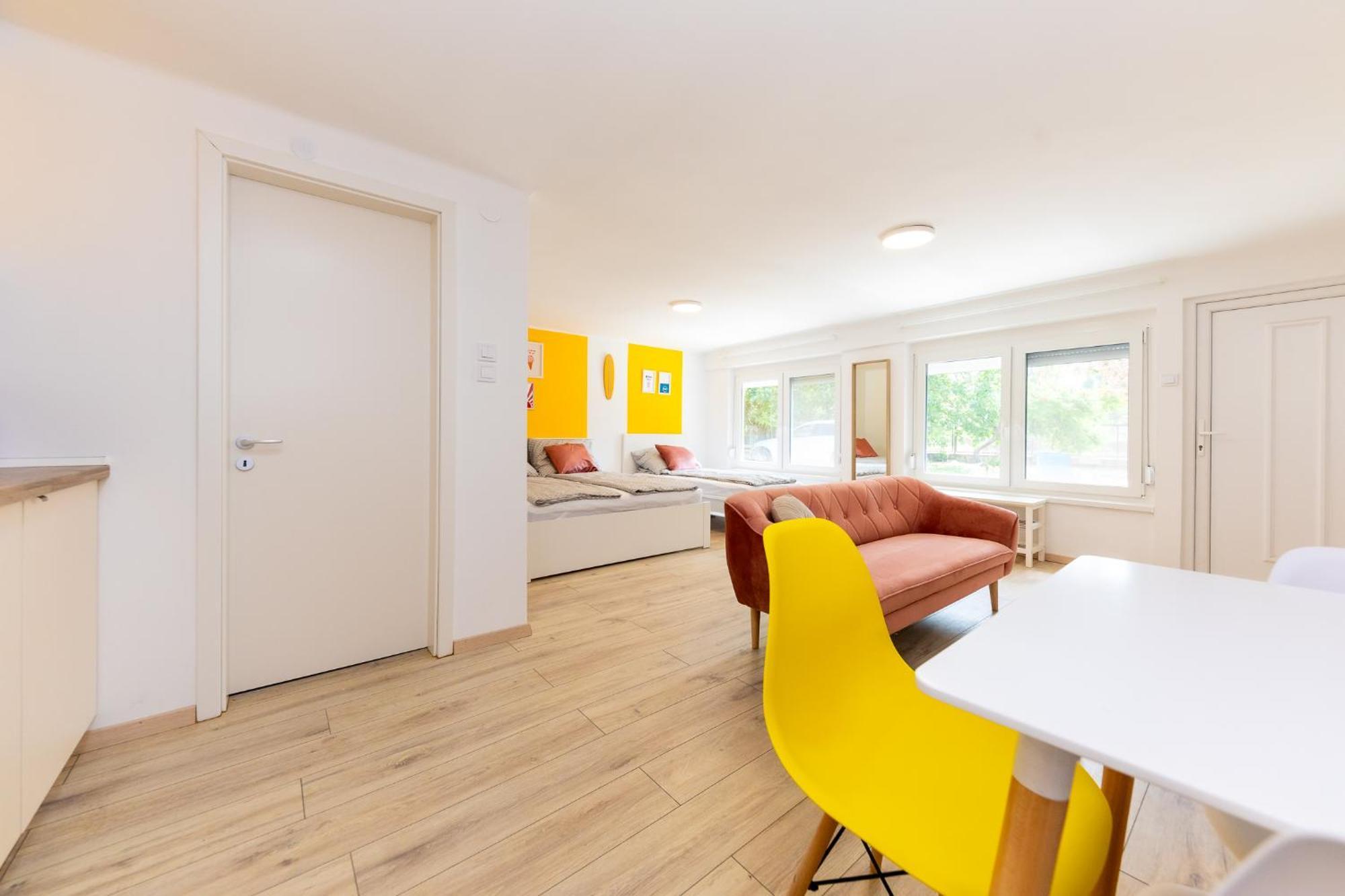 Balaton Wave Apartments Balatonalmádi Екстериор снимка