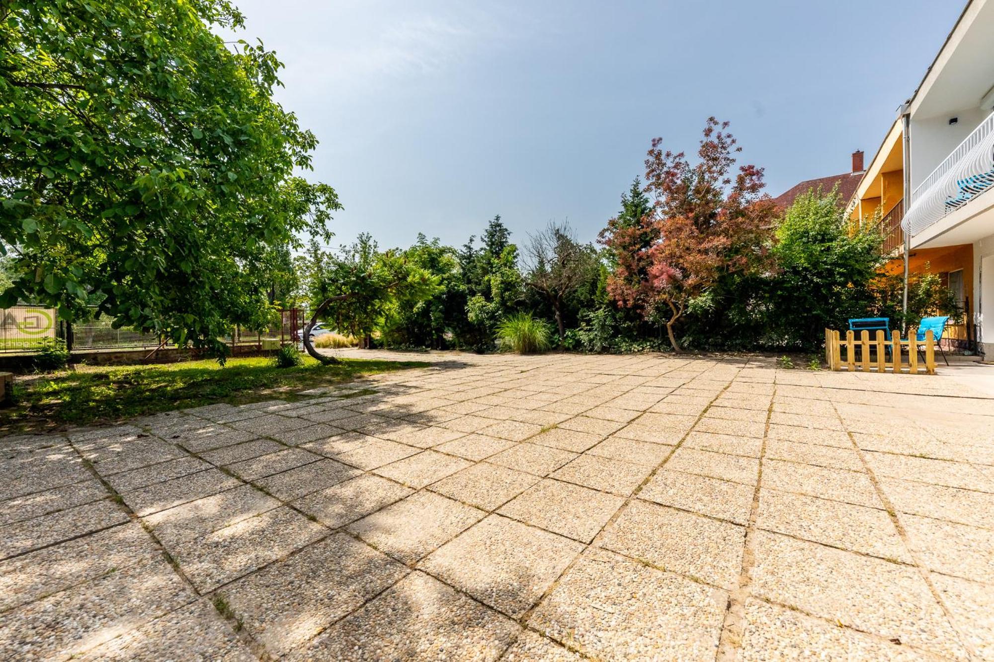 Balaton Wave Apartments Balatonalmádi Екстериор снимка